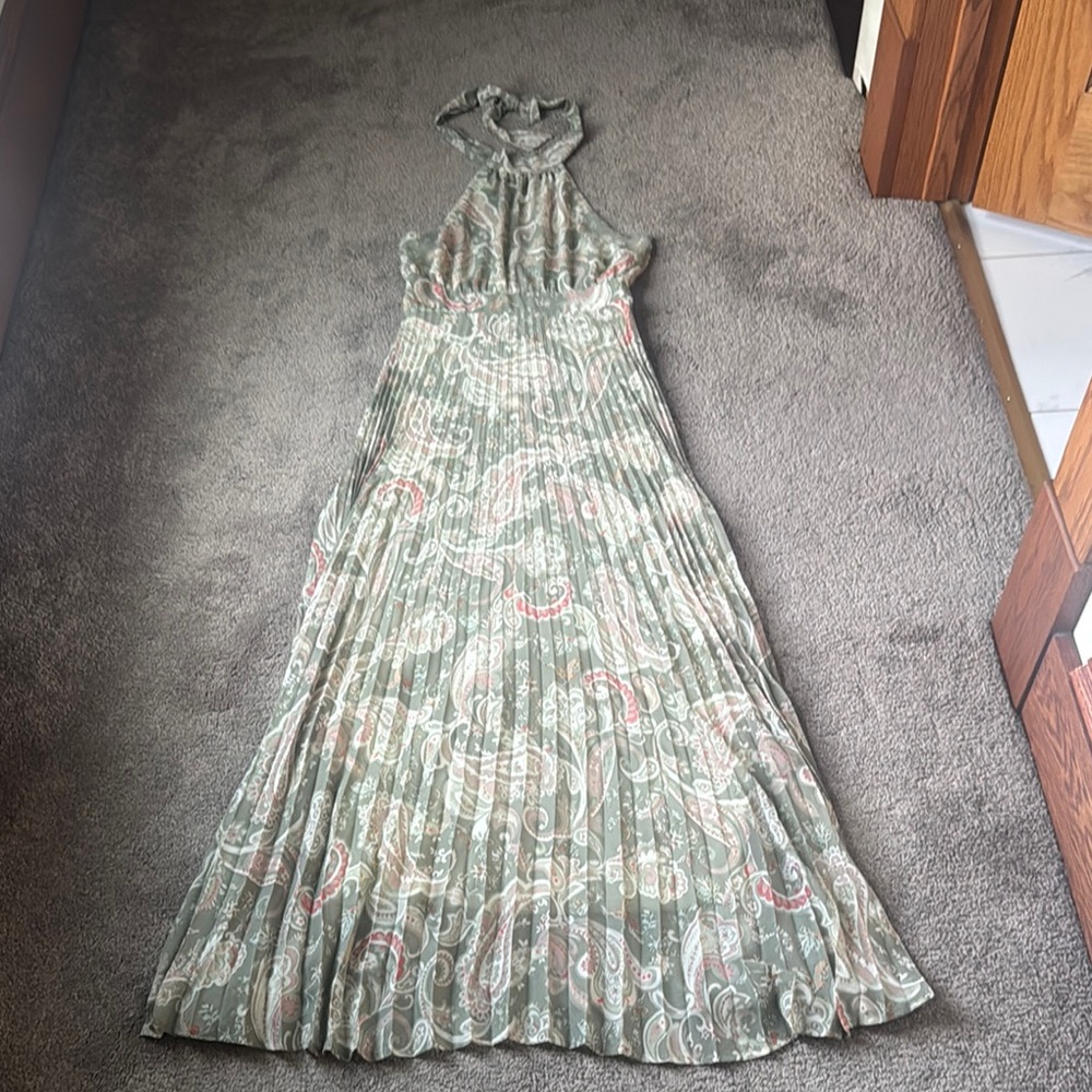Jessica Simpson Paisley Pleated Chiffon Halter Maxi Dress SIZE S